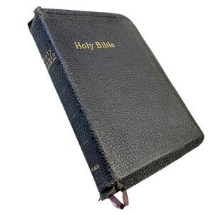 1950s Holy Bible Self-Pronouncing King James Version World Publishing Leather